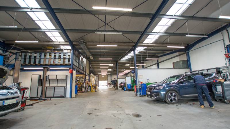 Garage automobile spécialiste des travaux de carrosserie et de pare-brise près de Toulouse et Aucamville