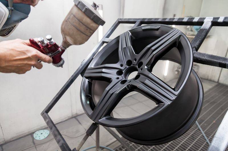 Réparation de rayures, chocs ou vernis sur vos jantes alu dans votre garage auto près de Toulouse